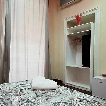 Madison Deluxe 5* Naples